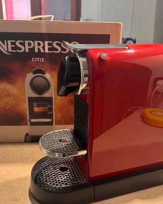 Macchina caffè Nespresso Citiz come nuova