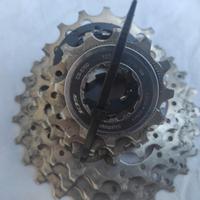 Pacco pignoni Shimano 105 cs-5700 12/27