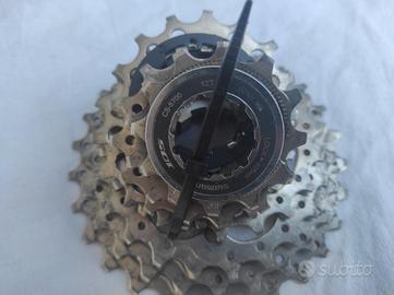 Pacco pignoni Shimano 105 cs-5700 12/27