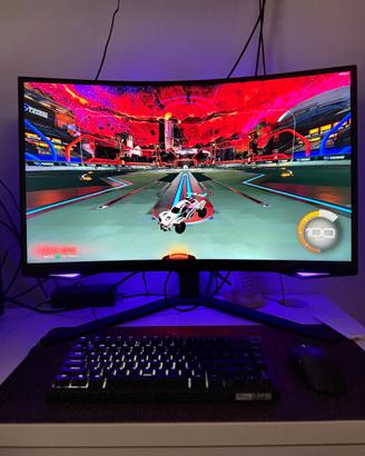 Samsung Odyssey G6 (1440p) 240hz  27 pollici