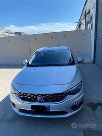 Fiat tipo station wagon