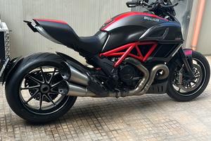Moto Ducati Diavel 1200