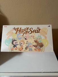 Labubu “Have a seat vinyl plush” Box sigillato