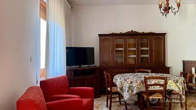 Arbus - Appartamento semiarredato al piano 1°