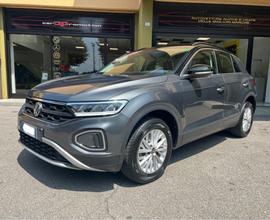VOLKSWAGEN T-Roc 1.5 TSI DSG Life