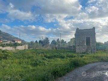 Terreno con rustico