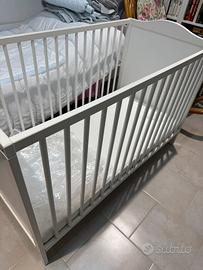 Lettino per bambini con sponde