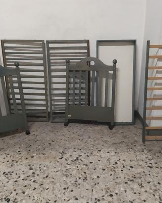 Lettino per bimbi con sponde