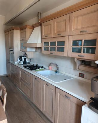 cucina Stosa legno massello con bugne