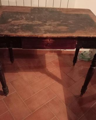 piccolo tavolo primi novecento 