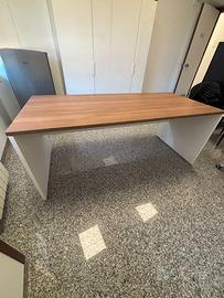 Scrivania fianco legno 180x80