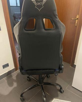 sedia game GXT blu e nera con cuscini nuova