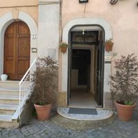 Genzano di roma: appartamento in centro storico