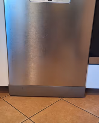 Lavastoviglie Indesit- acquistata circa 4 anni fà