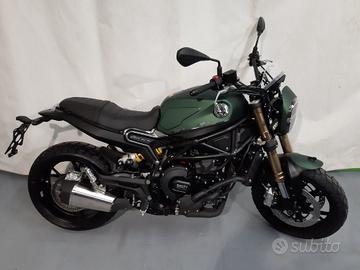BENELLI Leoncino 800