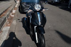 Beverly 250ie