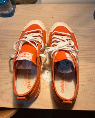 Adidas Nizza arancione