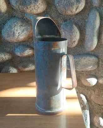 industrial chic: imbuto antico e vintage in latta