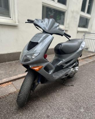 Peugeot Speedfight 1