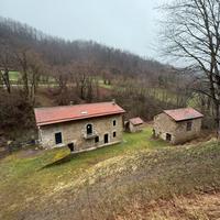 Mulino storico con annessi 3 ettari di terreno