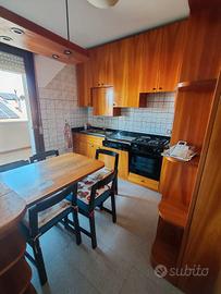 Cucina in legno massello