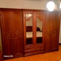 camera da letto e credenza 