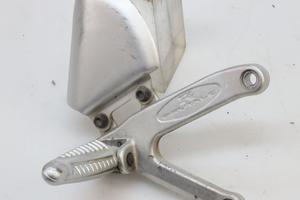 Pedana anteriore destra MV AGUSTA Brutale 750
