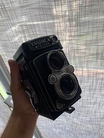 Yashica 124 Mat - Medio formato Biottica