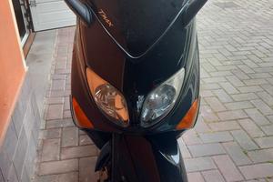 YAMAHA TMAX 2005
