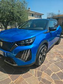 Peugeot 2008GT 130cv EAT8 ineterni in pelle