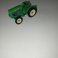 Modellino in metallo trattore Ferrari F2 anno 1950