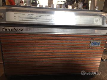 Radio seleco funzionante a corrente e batteria