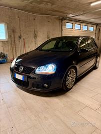 VW Golf GTI 2.0 TFSI