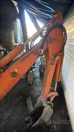 Escavatore per trattore