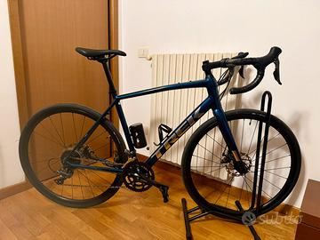 Bici da corsa Trek Domane AL 2