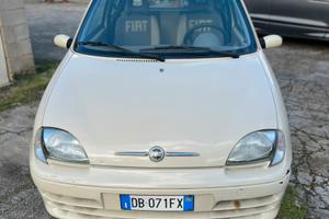 FIAT 600 anno 2006