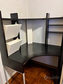 Scrivania angolare Ikea