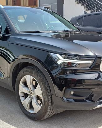 Volvo XC40 D3 Geartronic Momentum Pro