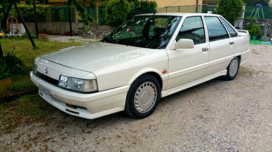 Renault 21 turbo