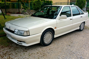 Renault 21 turbo