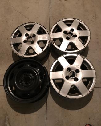 4 cerchi della Lupo, 3 in lega 1 in ferro