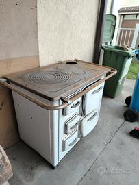 Stufa a legna rex anni 60 in ghisa