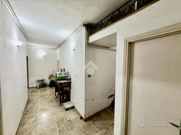 4 LOCALI A FIRENZE
