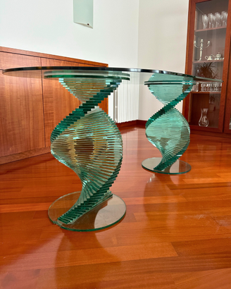 Tavolo di design Tonelli “Elica” in cristallo