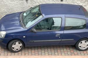 RENAULT Clio 3ª serie - 2006