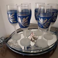 Vassoio specchio+ 6 calici decorati blu