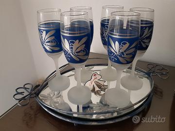 Vassoio specchio+ 6 calici decorati blu