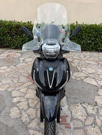 Piaggio Beverly 400 HPE - Dicembre 2024 - 2000 Km
