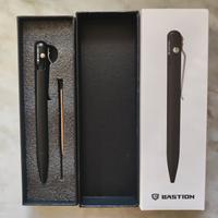 BASTION Penna in metallo Bolt Action in titanio