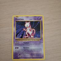 carta Pokemon "Mewtwo" 